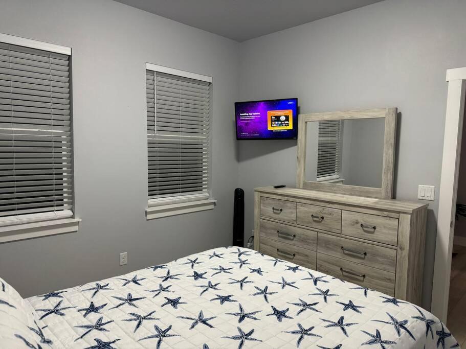 Brand New Tampa Oasis With Private Jacuzzi Retreat Villa Lutz Kültér fotó