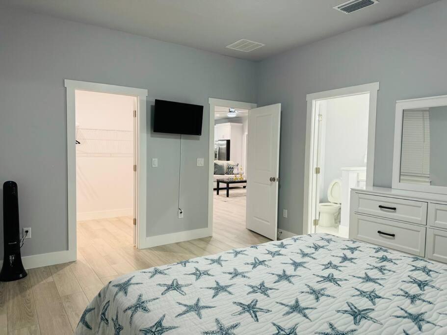 Brand New Tampa Oasis With Private Jacuzzi Retreat Villa Lutz Kültér fotó