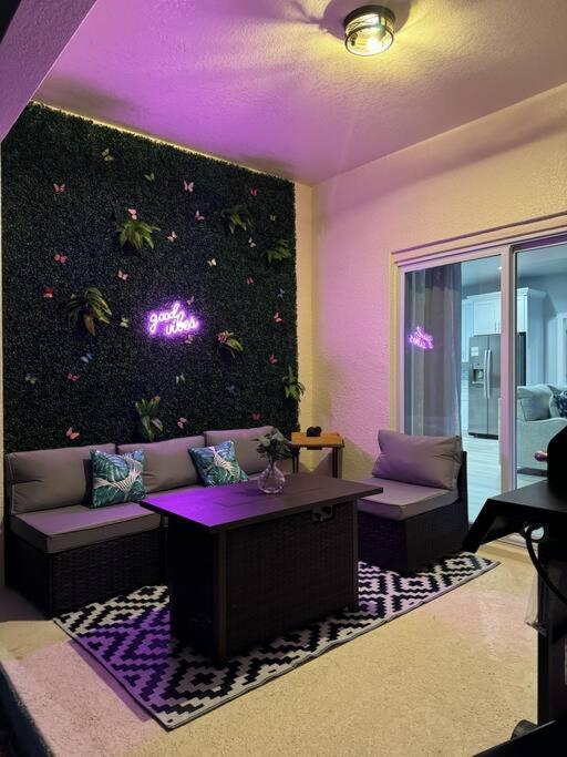 Brand New Tampa Oasis With Private Jacuzzi Retreat Villa Lutz Kültér fotó
